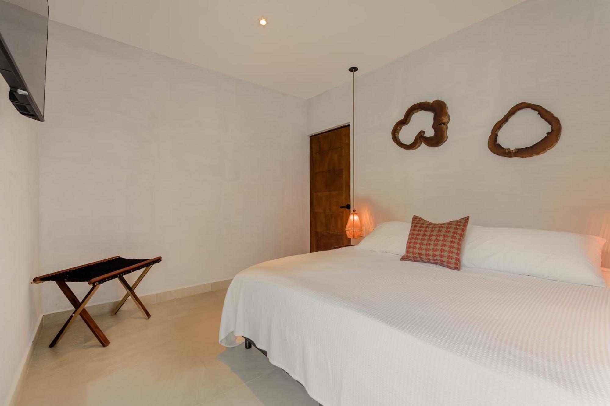 *Casa Aluxes- Guesthouse* Cancún Zewnętrze zdjęcie