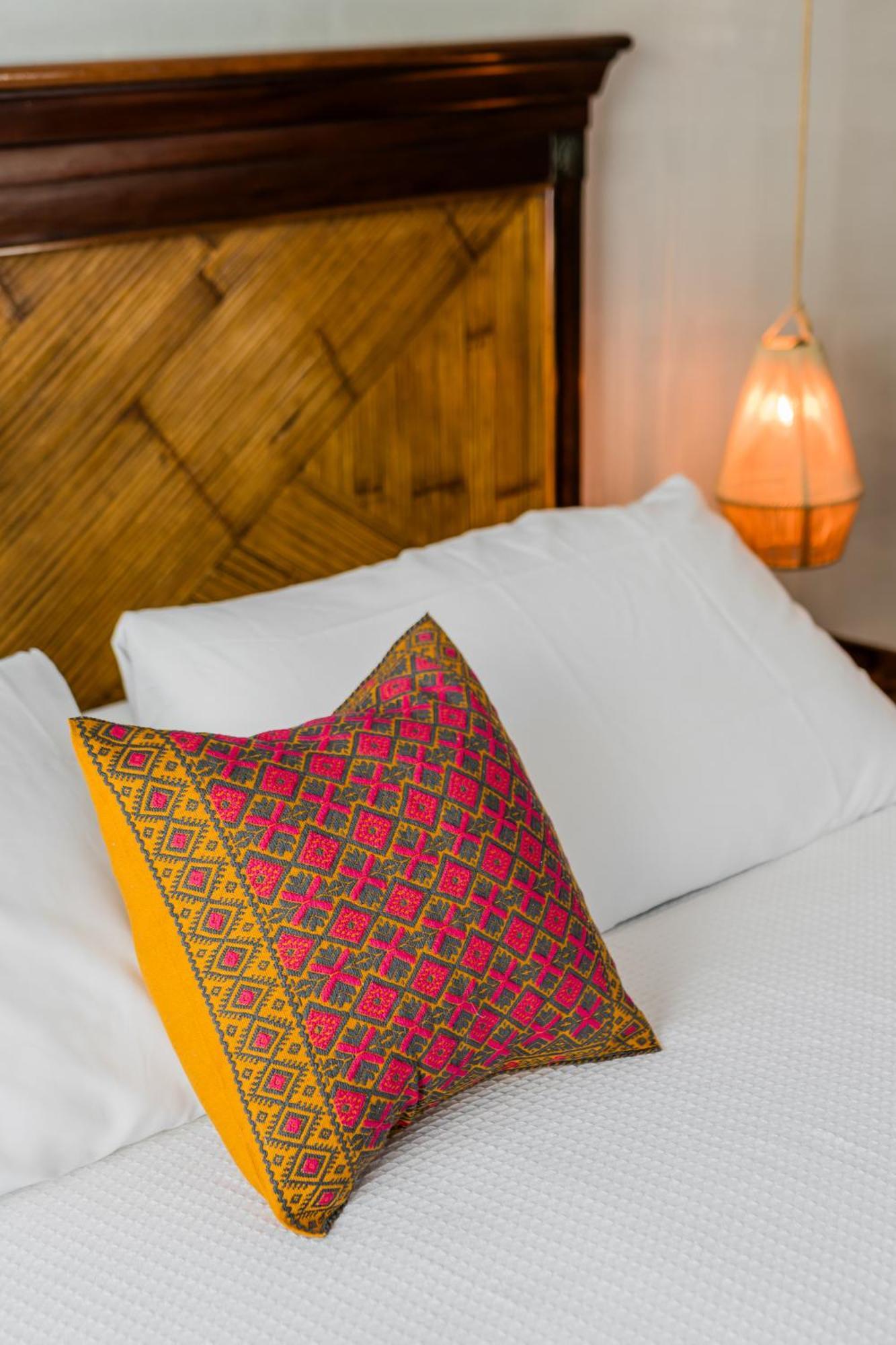 *Casa Aluxes- Guesthouse* Cancún Zewnętrze zdjęcie