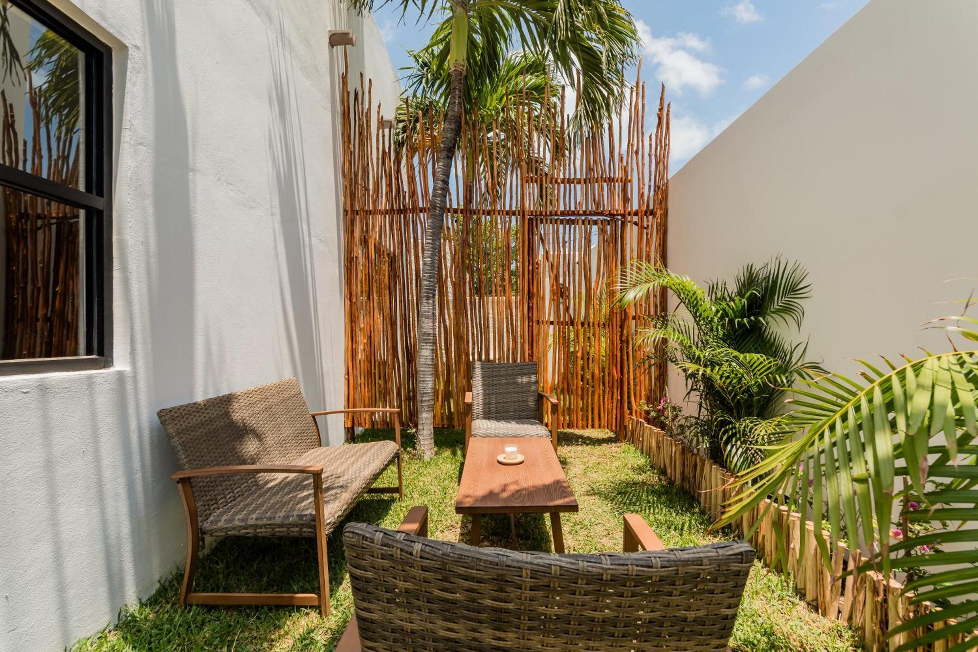 *Casa Aluxes- Guesthouse* Cancún Zewnętrze zdjęcie